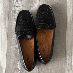 Earth Black Perforated Loafers